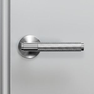 BUSTER + PUNCH | DOOR HANDLE / UNSPRUNG | CROSS | STAINLESS STEEL | 30mm