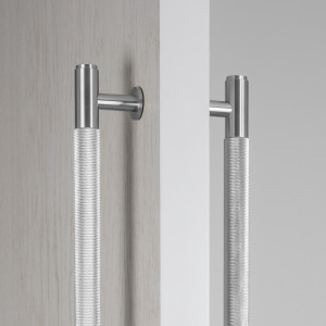 BUSTER + PUNCH | PULL BAR  / DOUBLE SIDED | CROSS | MEDIUM | STAINLESS STEEL | 275mm