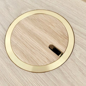 BAASTRUP | RUND | VIP COPENHAGEN 150 | 2 STIKK + 2 DATA | 2,5MM RETT KANT | MESSING med Lokk for innfelling av gulv i lokk