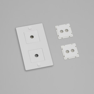 BUSTER + PUNCH | 2G RAMME / BAKPLATE MED INFILLS | VERTICAL | WHITE