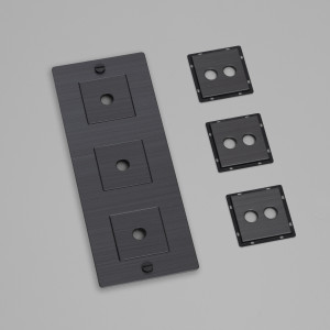 BUSTER + PUNCH | 3G WALL PLATE / HORIZONTAL / NO INFILLS / WITHOUT LOGO