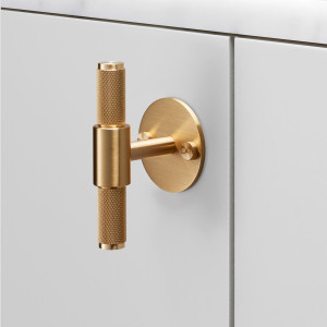 BUSTER + PUNCH | T-BAR | PLATE | CROSS | BRASS | 94mm