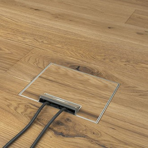 PUK | UKE | FIRKANTET | 8 UTTAK | IP30 | FLUSH | STÅL