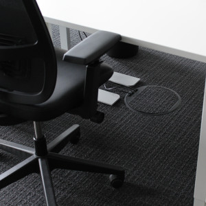 PUK | RUND | 8 UTTAK | IP 30 | SORT POLYAMIDE PLAST KANT